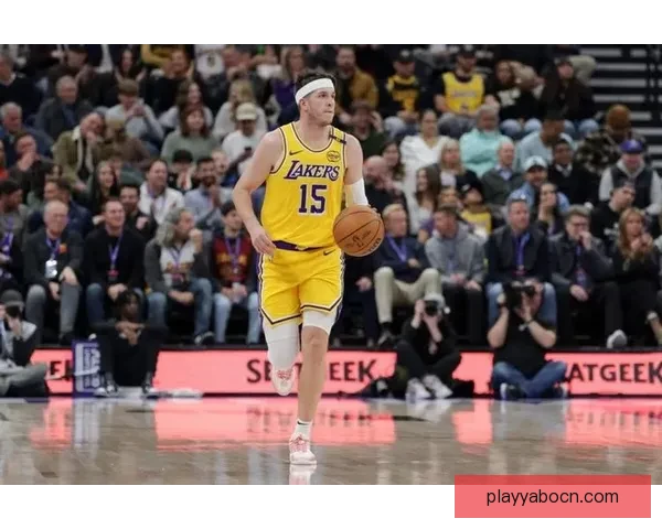 湖人伤情更新里夫斯可出战克勒贝尔缺席对阵魔术